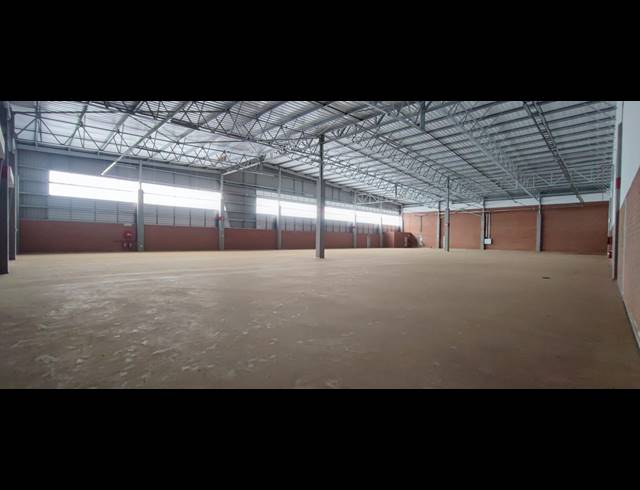 2,230M² WAREHOUSE TO LET IN HIGHVELD